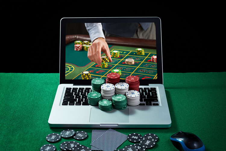 初回入金ボーナスが魅力｜ウイニングキングスの評判や入金・出金方法を解説！
